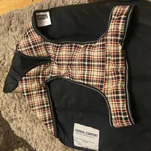 Danish design. Dog coat. Size 50cm. 20”. - Image 5