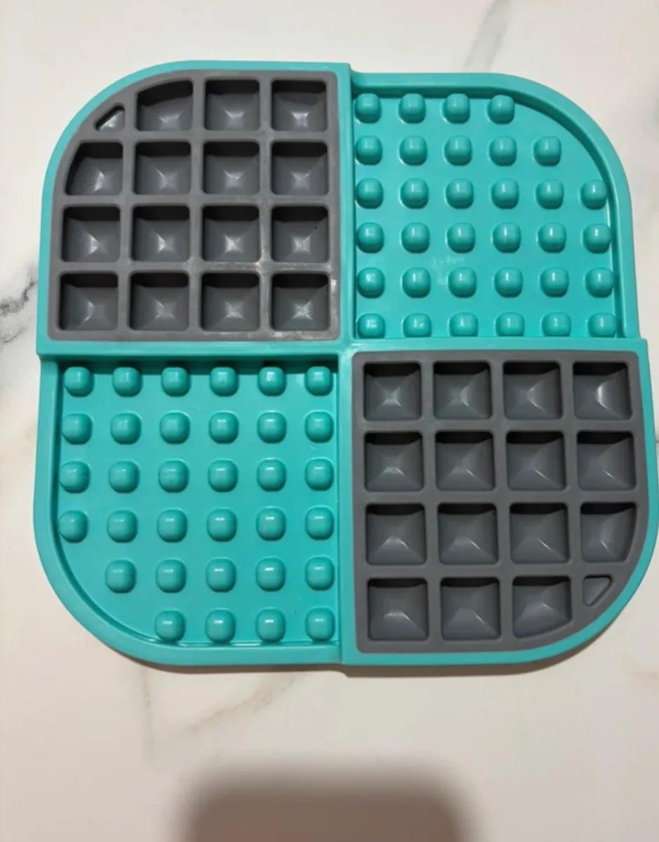 Brand New Licki Mat slow feeder