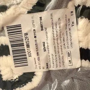 Brand new Small dog jumper thumbnail 2