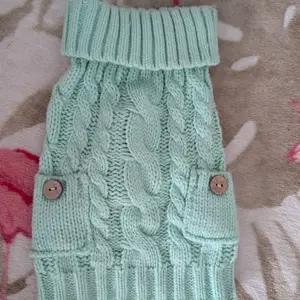 Sweet little jumper with pockets thumbnail 1