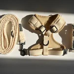 Adjustable harnesses thumbnail 2