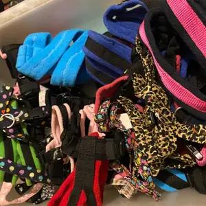 Job lot of 400+ Handmade fabric dog collars, leads, harnesses and bandanas thumbnail 9