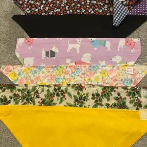 Job lot of 400+ Handmade fabric dog collars, leads, harnesses and bandanas thumbnail 4