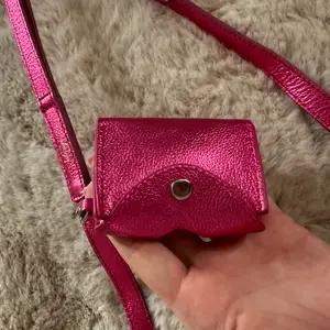 pretty pet lead with mini bag - Image 3