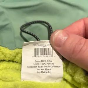 Kong rain coat - Image 2