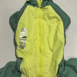 Kong rain coat - Image 4