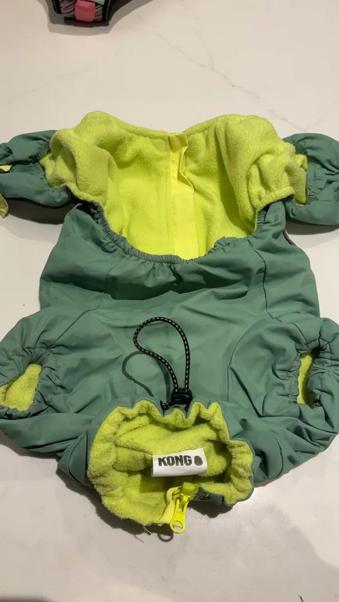 Kong rain coat