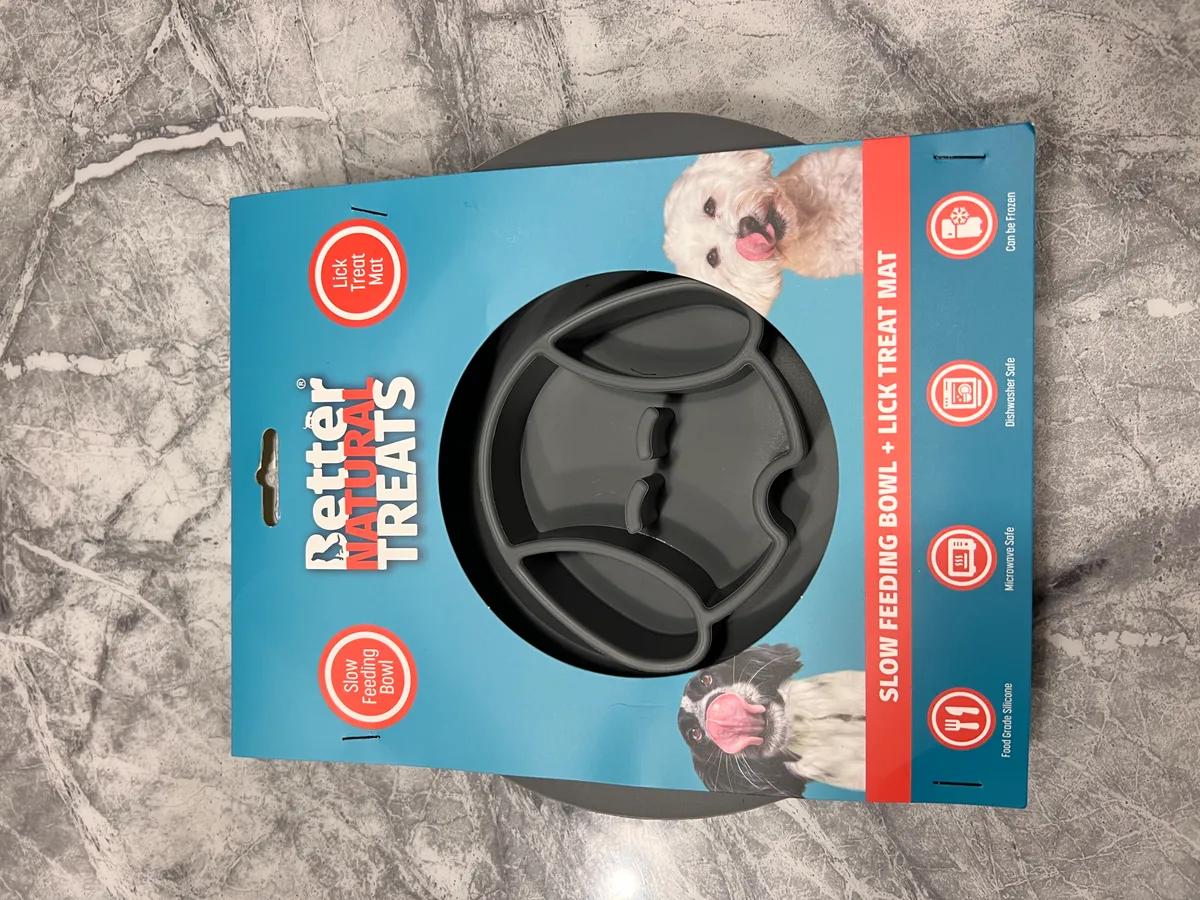 Slow feeder & lick mat