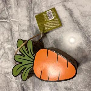 Carrot cardboard chew - Image 2