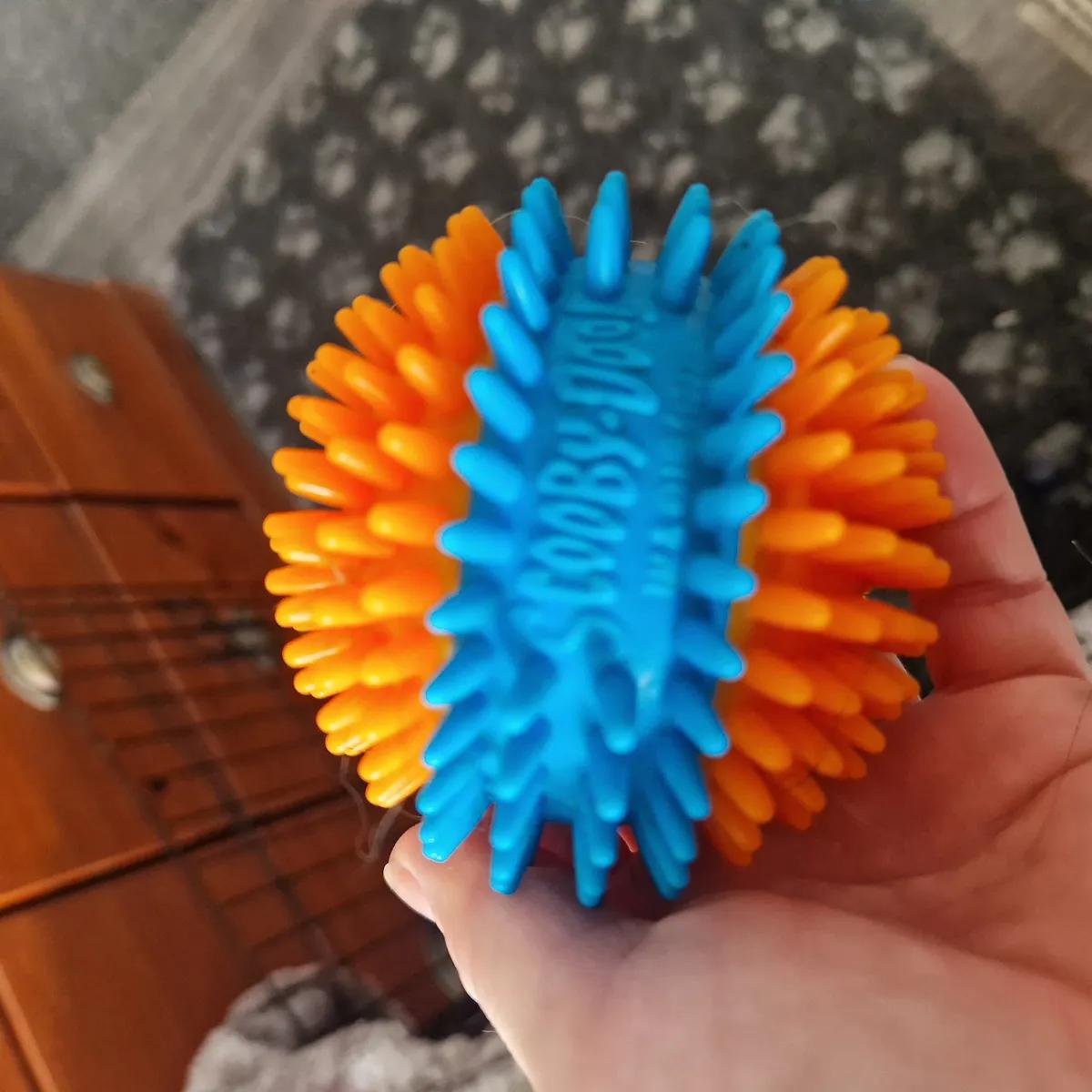 Scrooby doo spikey ball